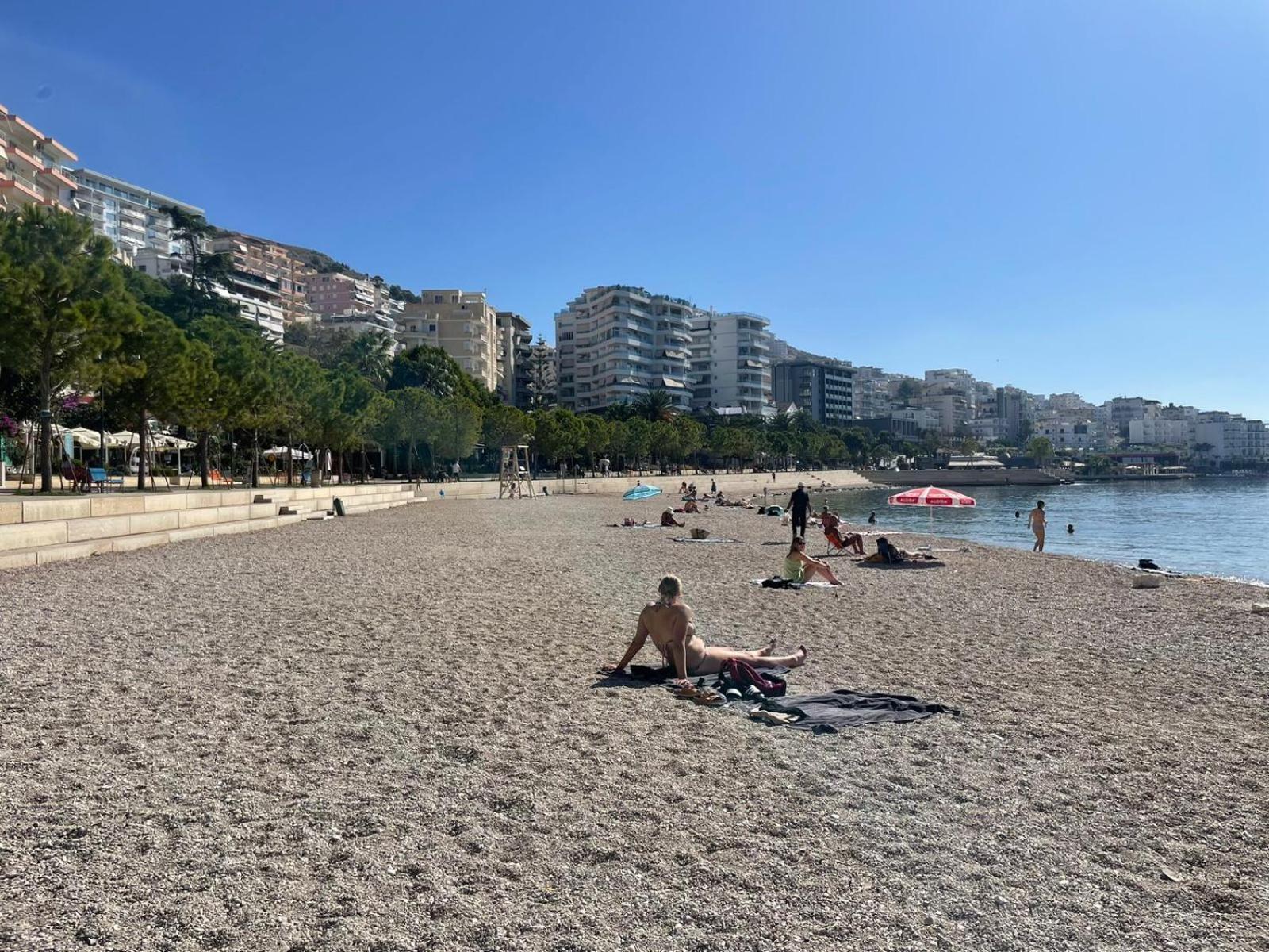 Seriani Dock Holiday Sarandë Eksteriør billede