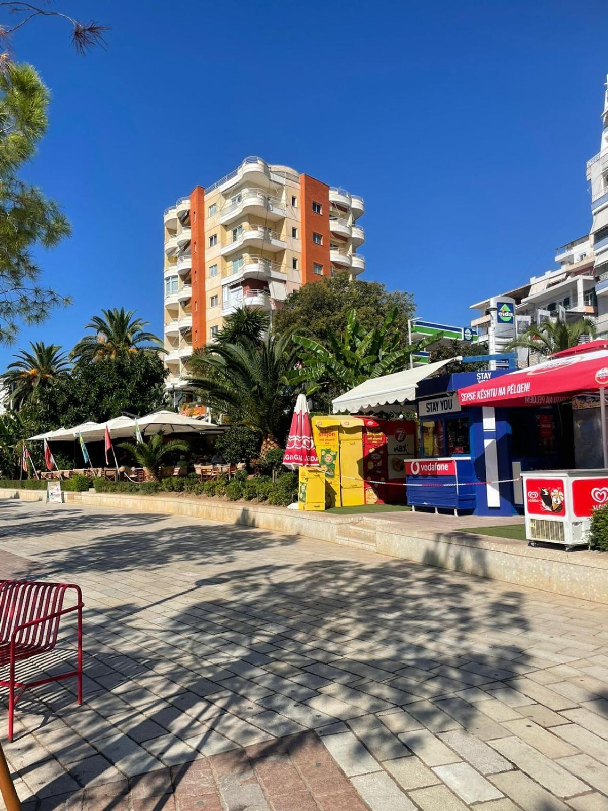 Seriani Dock Holiday Sarandë Eksteriør billede